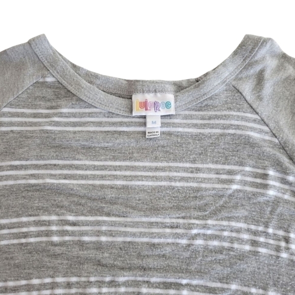 LuLaRoe Randy Tee Size Gray with White Stripes Size Medium - Picture 3 of 3